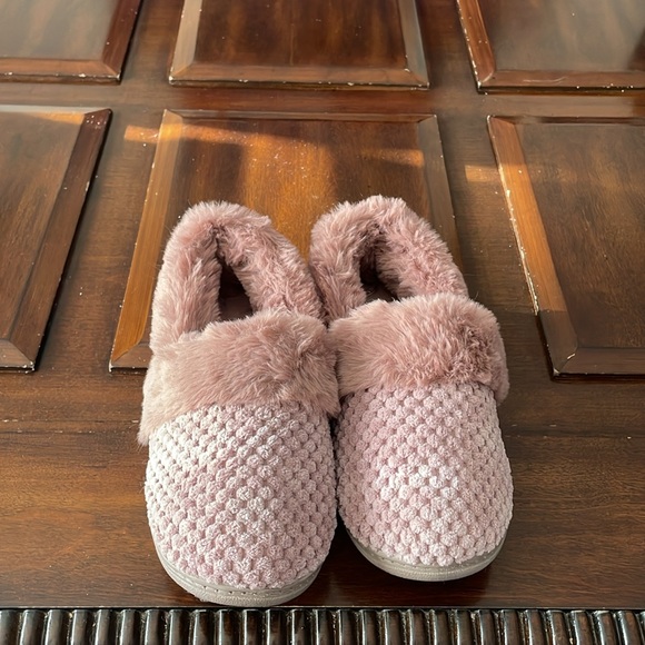 totes isotoner 5663H Memory foam slippers for women size UK 3-4 - Picture 1 of 8